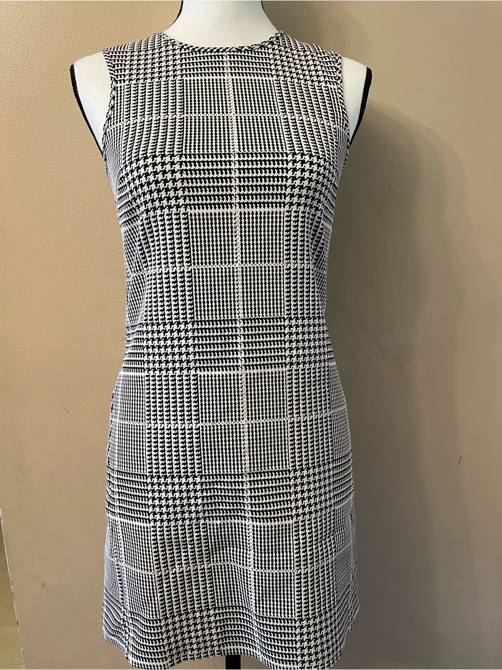 Theory-Sleeveless Black and White Plaid Sheath Dress